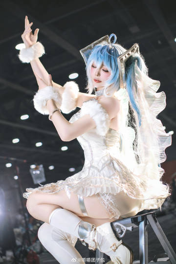 COSPLAY 初音未来交响乐@嚼嚼团子包-安迪博客